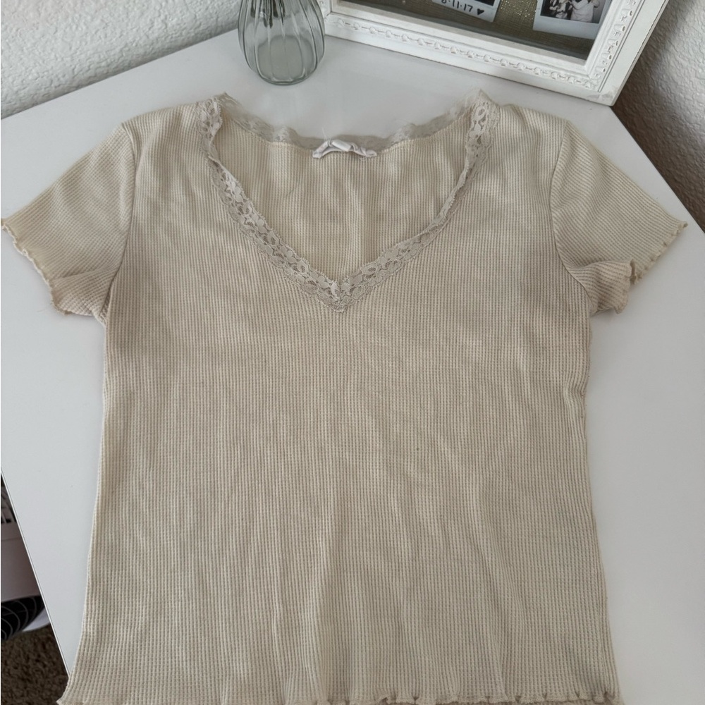Lace Trim Beige Top juniors M